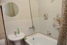 Сдаю посуточно однокомнатную квартиру 31.0 м² этаж 3/5 город Лысьва улица Оборина 2