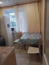 Сдаю посуточно двухкомнатную квартиру 52.0 м² этаж 3/5 город Лысьва улица Орджоникидзе 10а