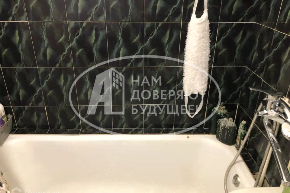Сдаю однокомнатную квартиру 33.0 м² этаж 3/5 город Лысьва улица Федосеева 37 Лысьвенский городской округ-1