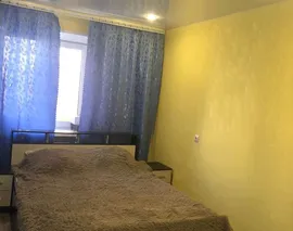 Продам трехкомнатную квартиру 60.0 м² этаж 1/5 город Лысьва улица Куйбышева 9 Лысьвенский городской округ