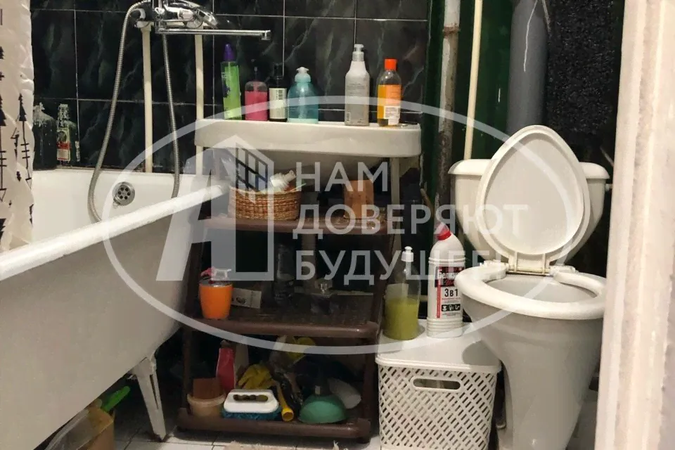 Сдаю однокомнатную квартиру 33.0 м² этаж 3/5 город Лысьва улица Федосеева 37 Лысьвенский городской округ-2