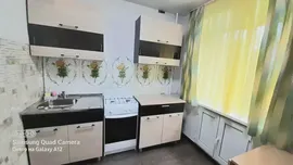 Сдаю посуточно однокомнатную квартиру 31.0 м² этаж 3/5 город Лысьва улица Кирова 15