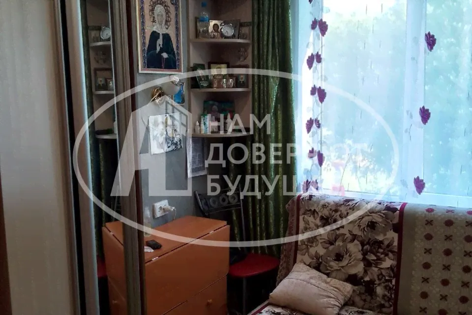 Продам двухкомнатную квартиру 36.3 м² этаж 1/5 город Лысьва улица Орджоникидзе 8а Лысьвенский городской округ-1