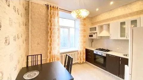 Продажа 2 к.квартиры 62м2. Москва, ул. Профсоюзная 7/12