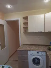 Сдаю посуточно двухкомнатную квартиру 52.0 м² этаж 3/5 город Лысьва улица Орджоникидзе 10а