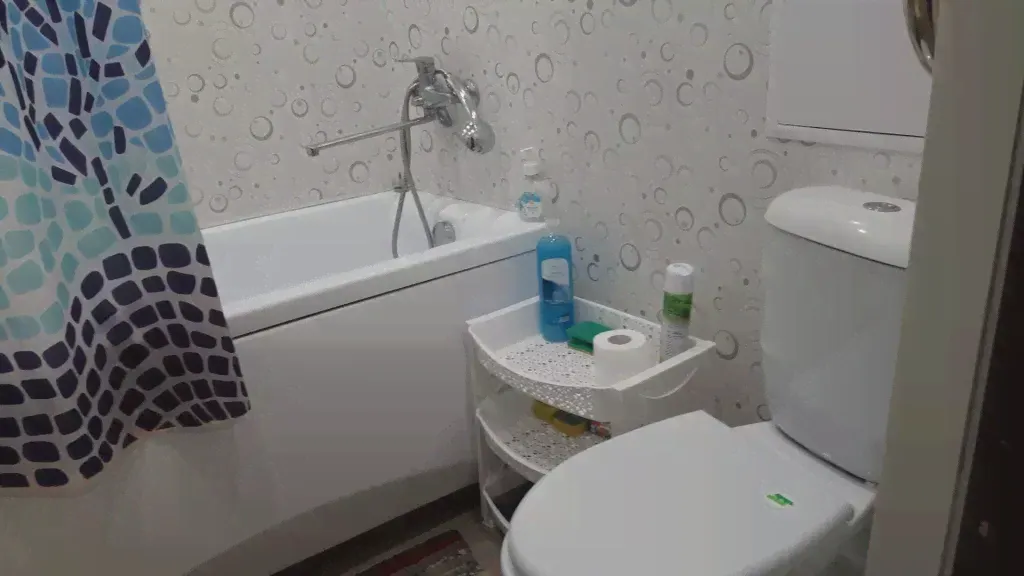 Сдаю посуточно однокомнатную квартиру 33.0 м² этаж 4/5 город Лысьва улица Кузьмина 3-4