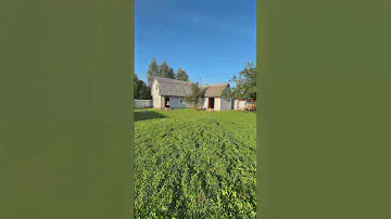 2-х эт.бревенчатый дом со всеми удобствами, новая баня и хоз. блок в дер. Калинино (г. Струнино)