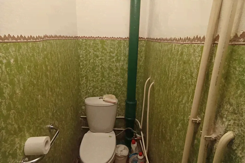 Продам трехкомнатную квартиру 62.3 м² этаж 2/5 город Лысьва улица Орджоникидзе 8 Лысьвенский городской округ-0