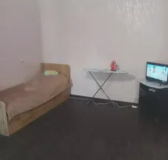 Сдаю посуточно однокомнатную квартиру 32.0 м² этаж 2/5 город Лысьва улица Мира 15
