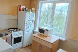 Продам двухкомнатную квартиру 36.0 м² этаж 5/5 город Лысьва улица Оборина 64 Лысьвенский городской округ